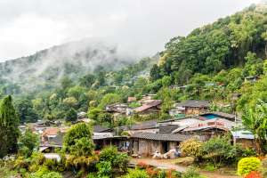  Thoeng, Plong 
